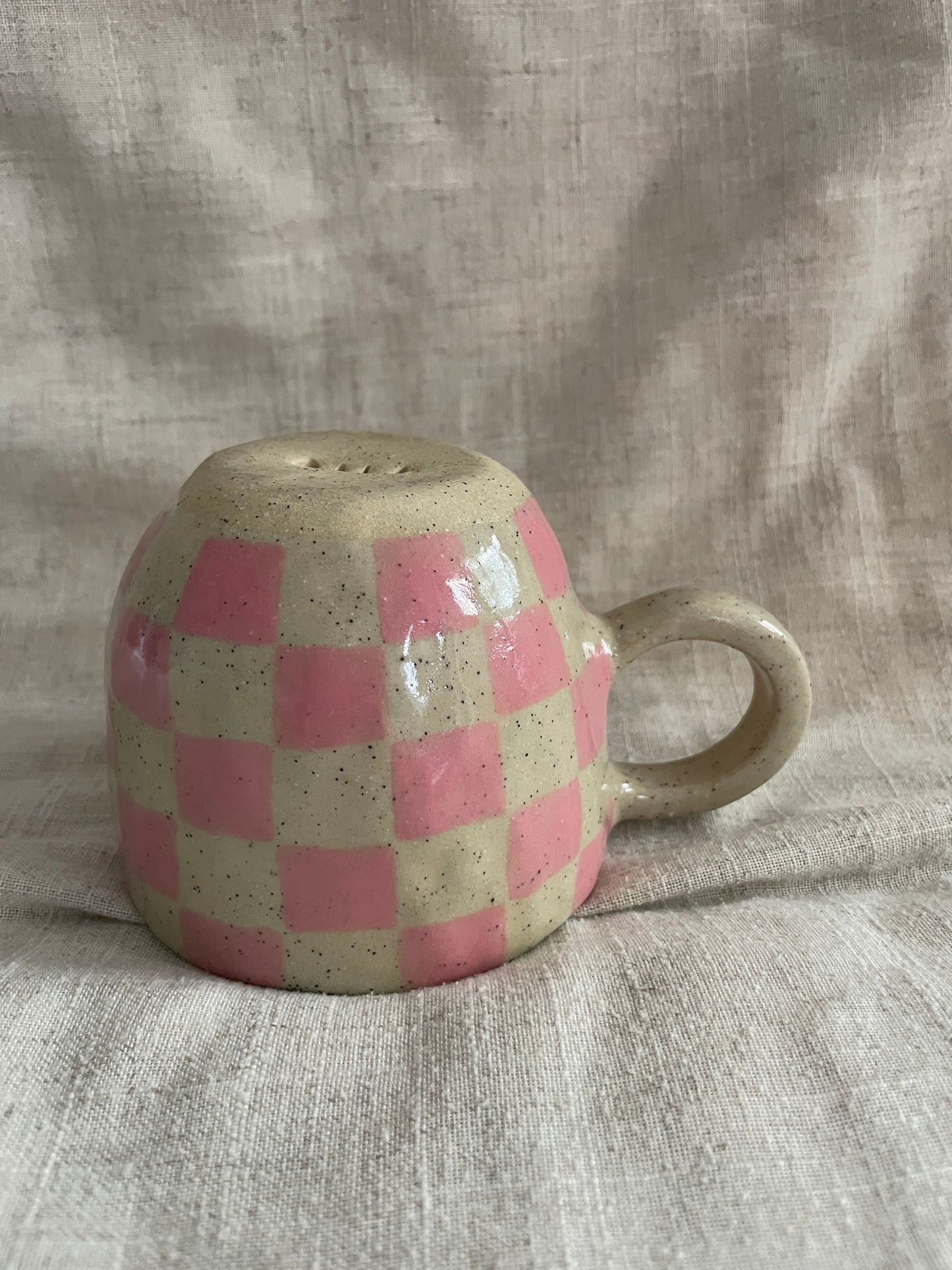 Pink checkered mug 🩷