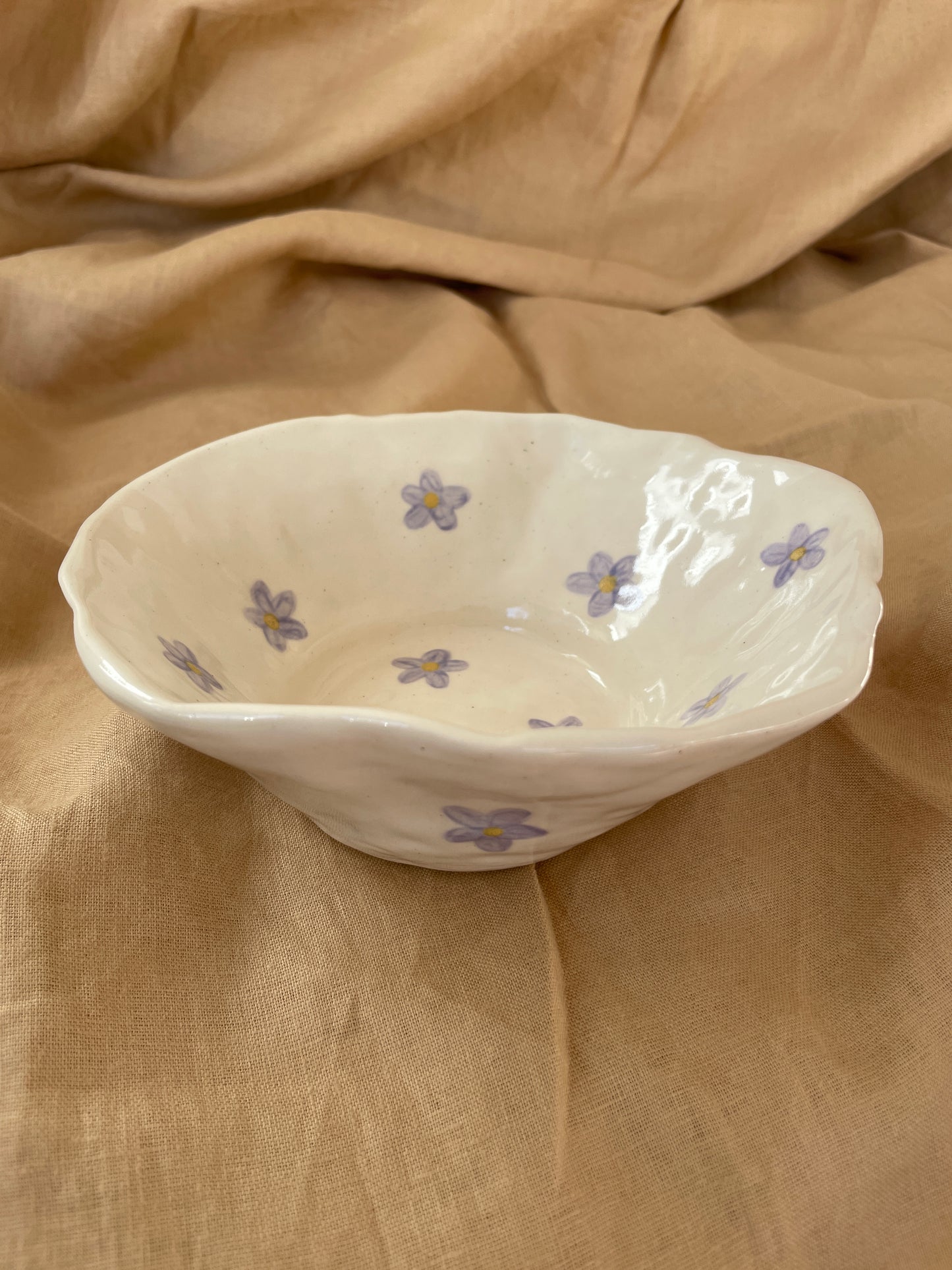 Lilac Flower Wavy Bowl